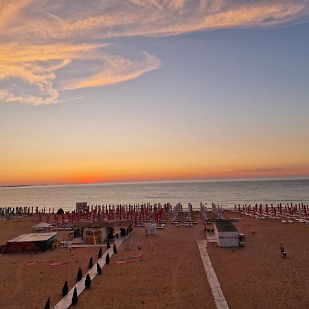 Hotel H Pe Plaja Belona エフォリエ・ノルド エクステリア 写真